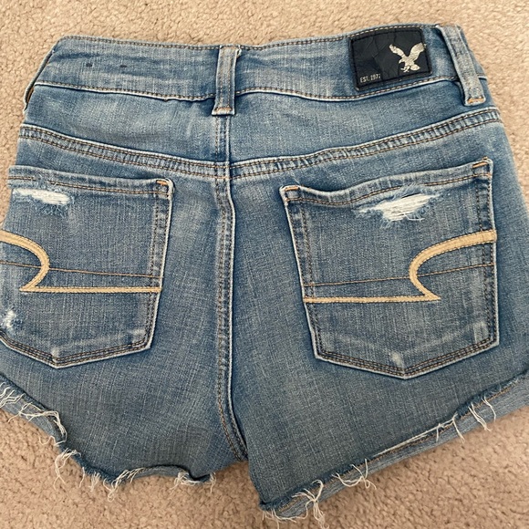 American eagle distressed shorts. - Picture 5 of 5